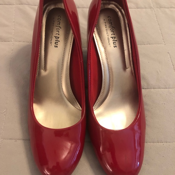 Womens comfort plus high heels Sz: 12